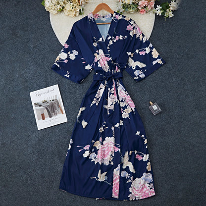 Ochtendjas dames met geborduurde bloemen – Uniek ontwerp