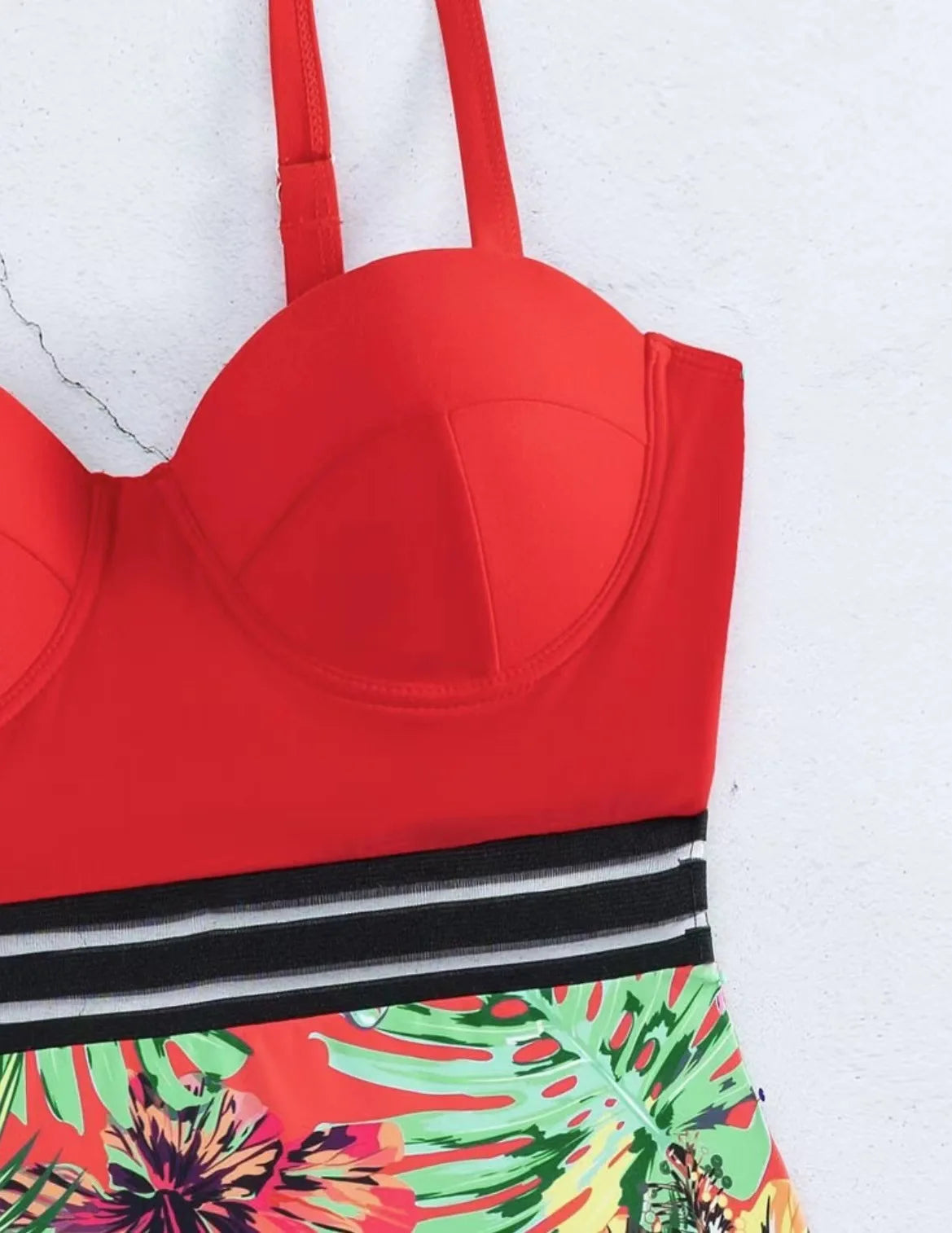 Zwemjurk dames met ruches – Modieus en elegant