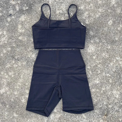 Trendy yoga set met modieuze fit