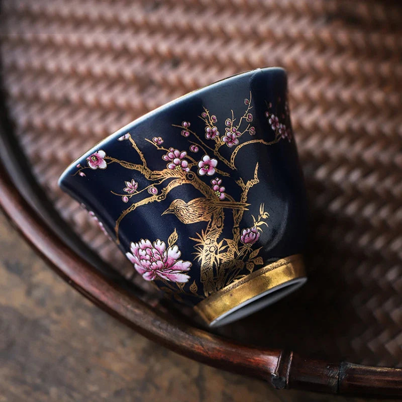 Thee accessoires met vintage uitstraling