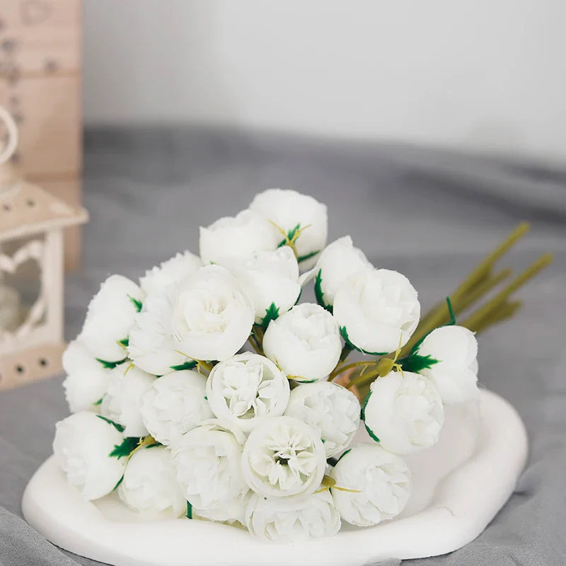 Zinken bakjes als plantenbak decoratie
