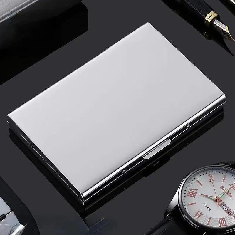 Pasjeshouder in minimalistisch design – Minder is meer