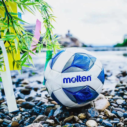 Voetbal met hoge duurzaamheid en stuitkracht