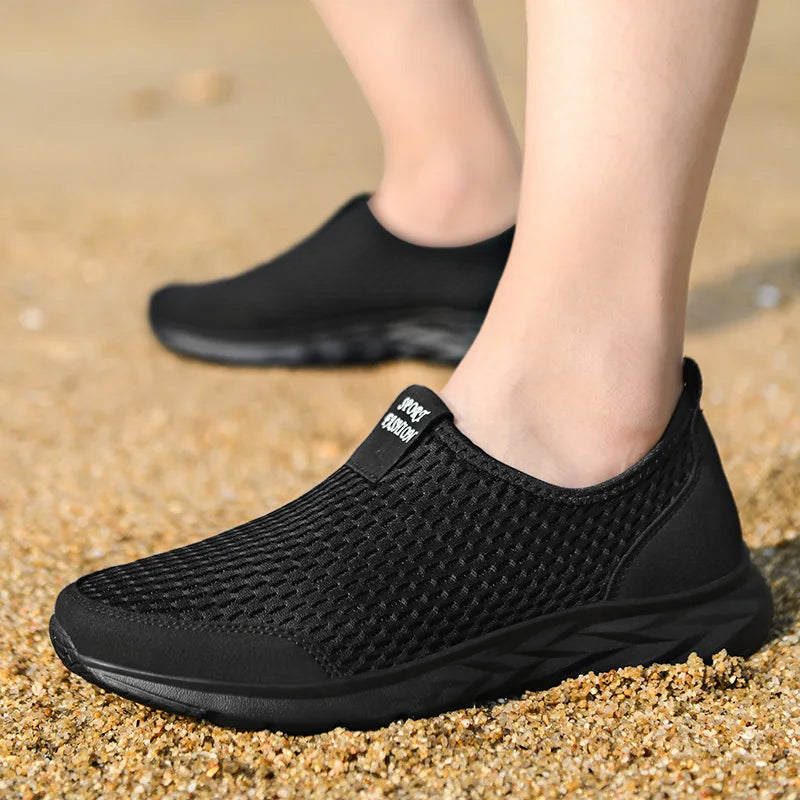 Lichtgewicht loafers voor heren in zomer