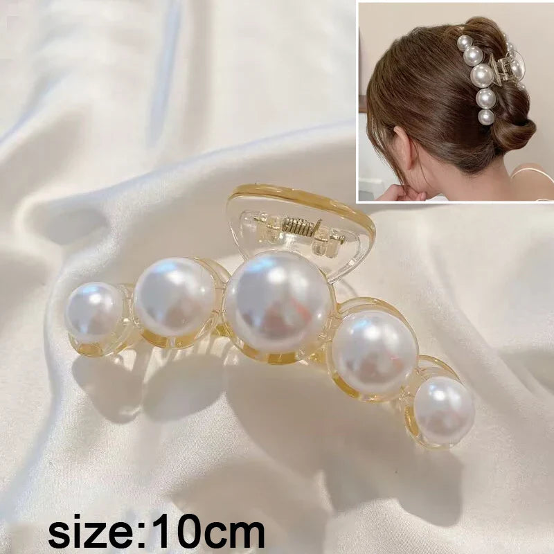 Haar accessoires met elegante knoop