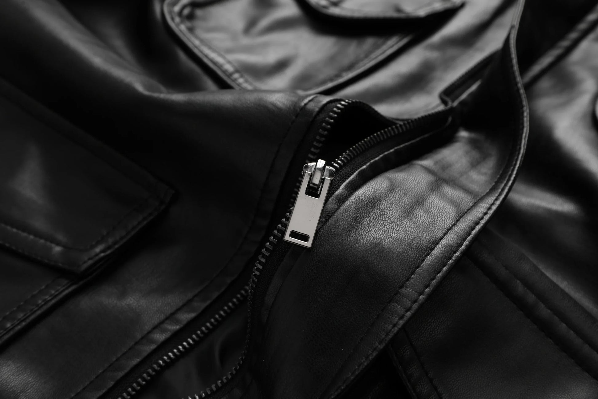 Leren jas heren met opvallende stiksels – Uniek design