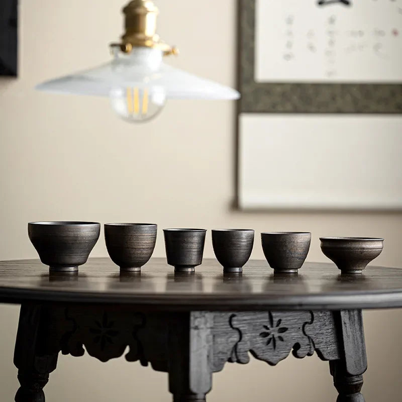 Stijlvolle thee accessoires met houten afwerking