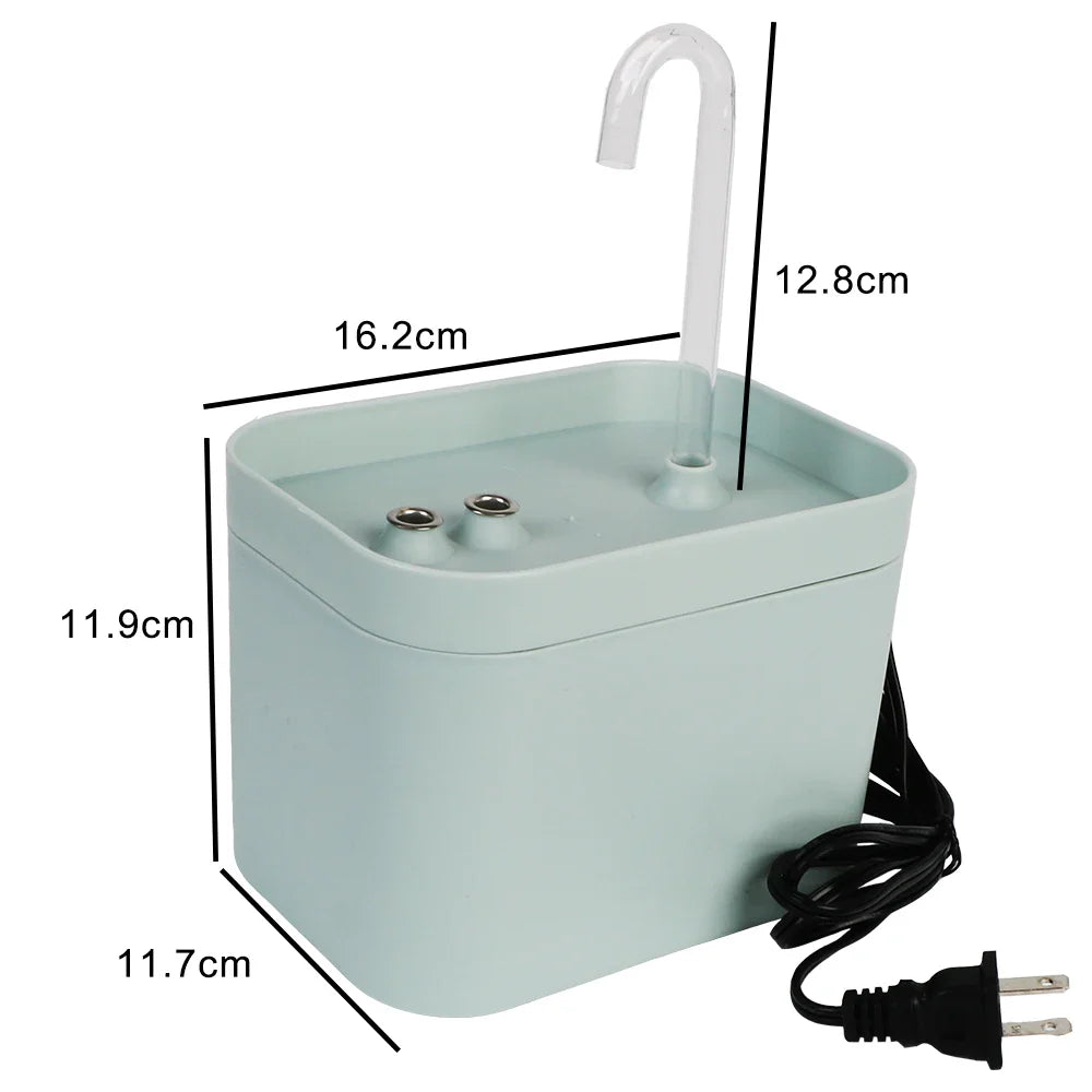 Fontein kat met constant stromend water – Houdt het fris