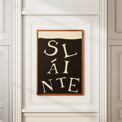 Posters in zwart houtframe ophangen