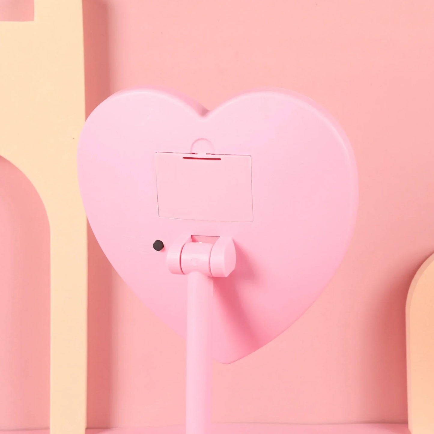 Unieke Hartvormige Make-Up Spiegel Met Verlichting - Styling en Functioneel Ontwerp