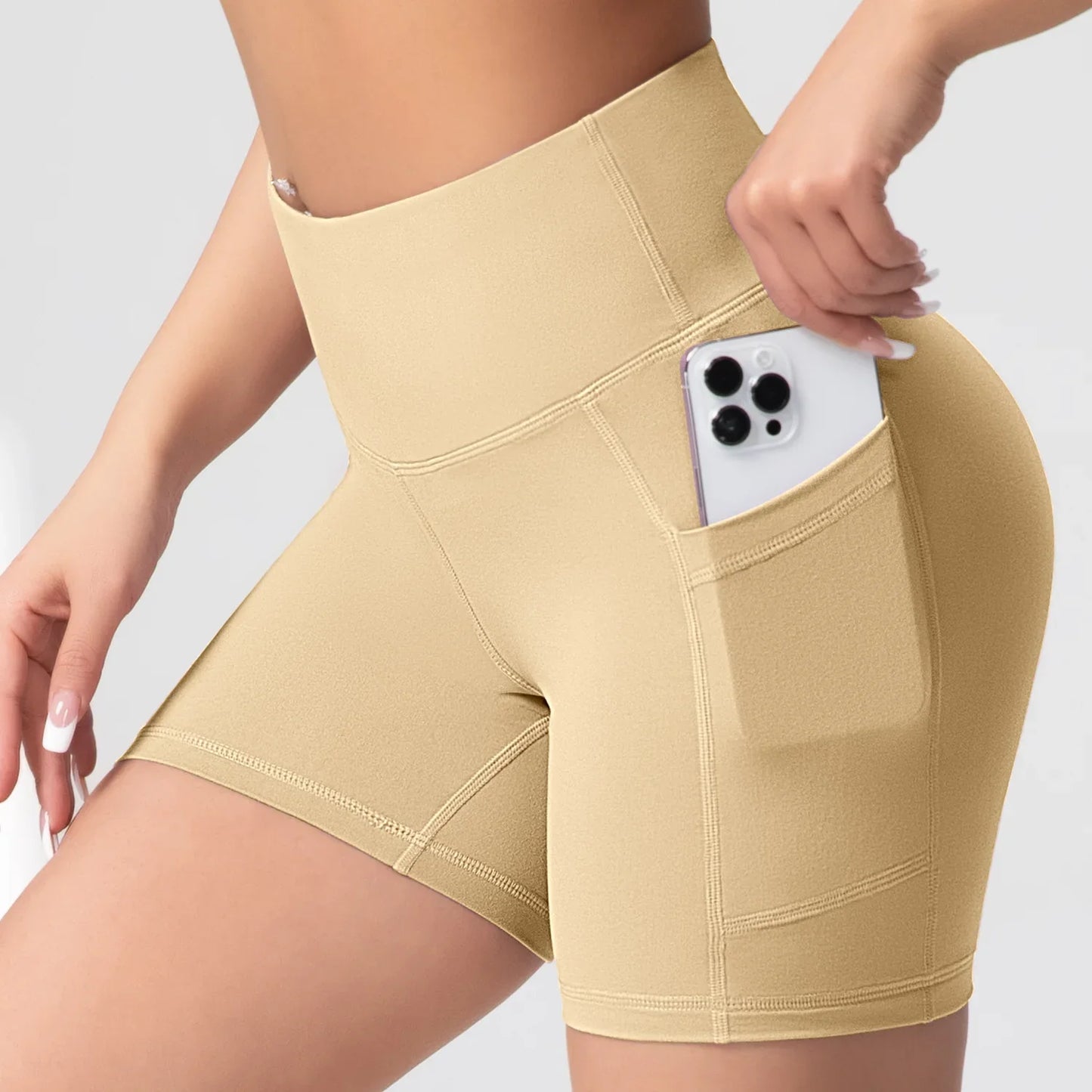 Ademende yoga outfit ideaal voor intensieve sessies