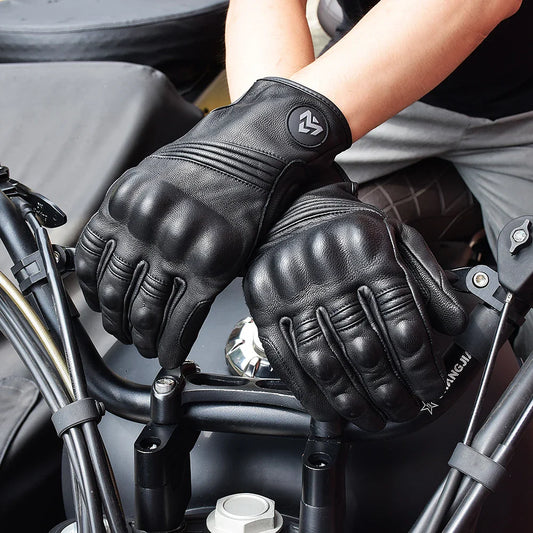 Heren handschoenen in glad leer met klassieke afwerking