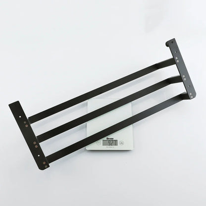 Wit handdoekenrek met minimalistisch frame – Eenvoudig en strak