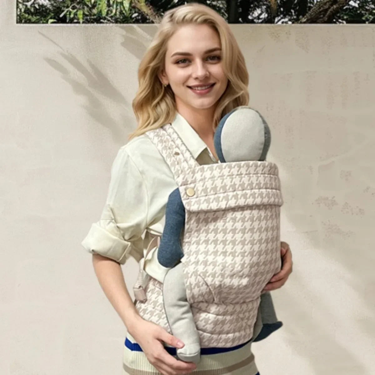 Luxe baby carrier Artipoppe met fashion statement