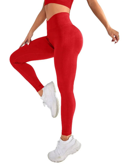 Trendy yoga kleding in fleurige prints