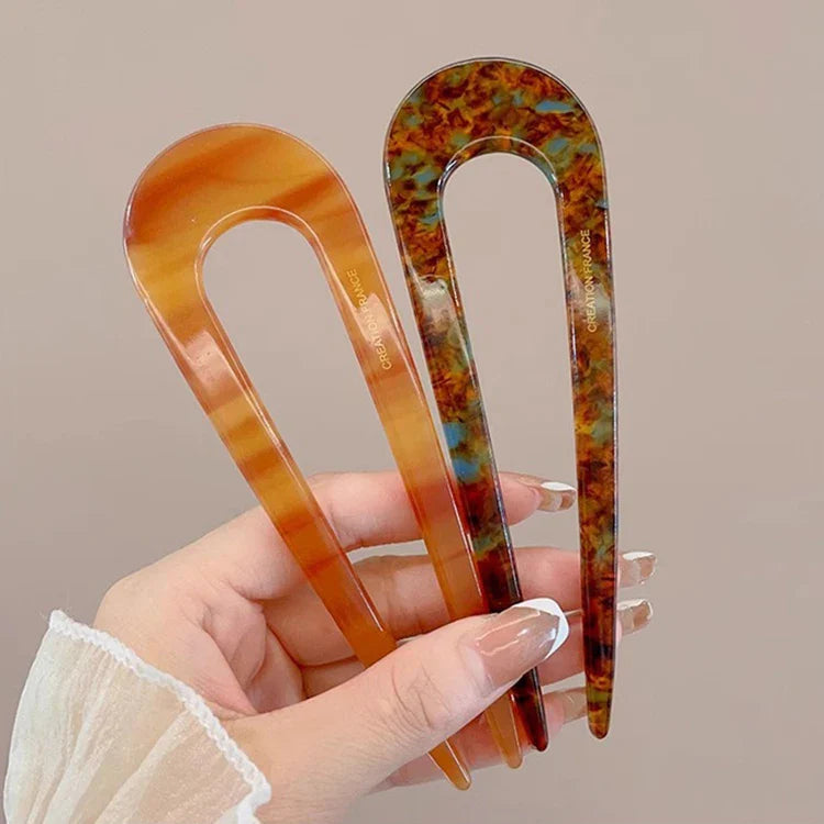 Fluwelen haar accessoires in warme kleuren