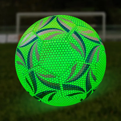 Voetbal met naadloos ontwerp voor straatgebruik