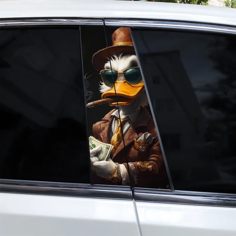 Auto stickers - Mysterieus Scrooge McDuck design voor unieke achterruit