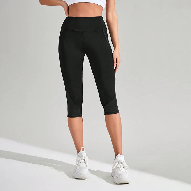 HEMA yoga kleding met neutrale kleuren