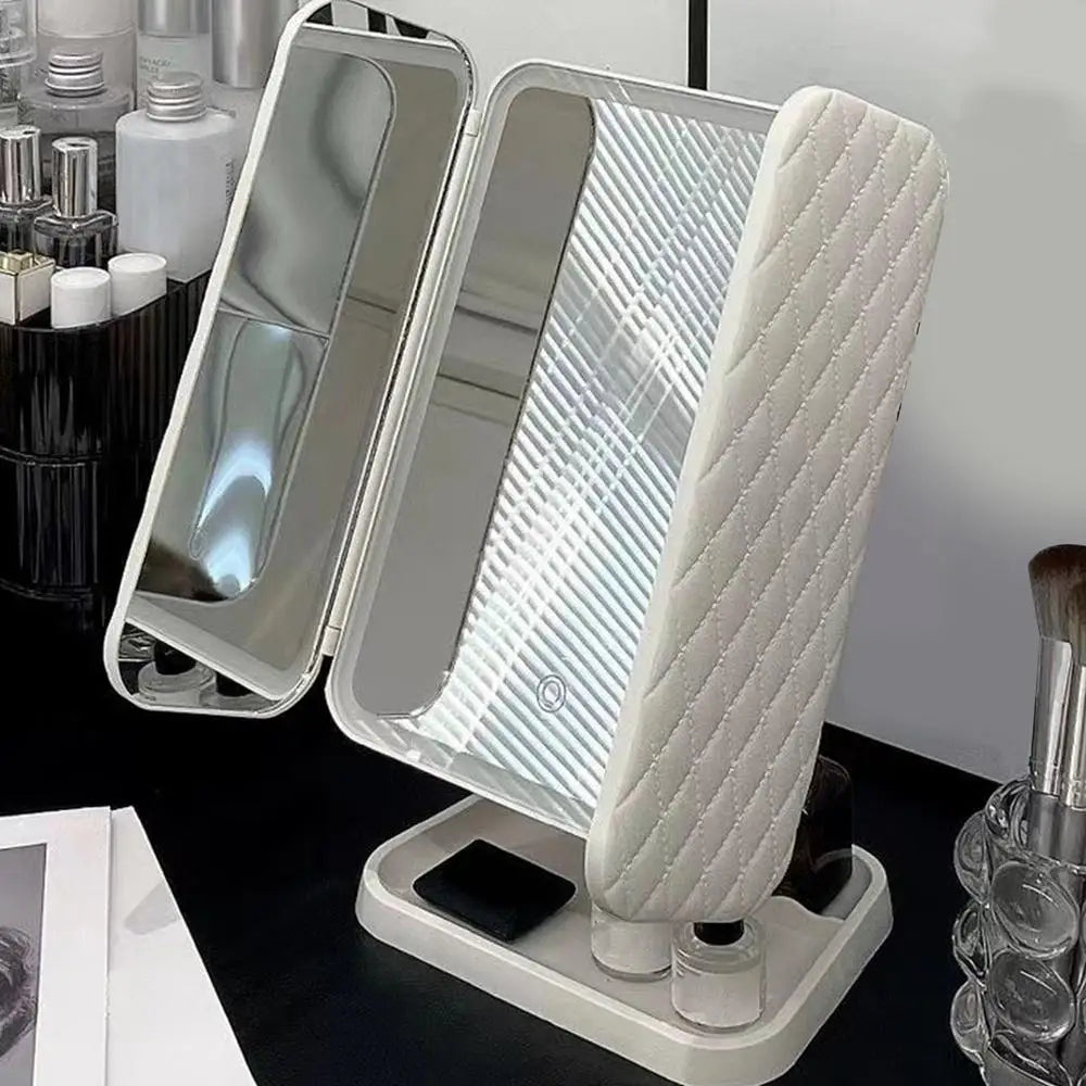 Badkamer spiegel met achtergrondverlichting – Sfeervol en functioneel
