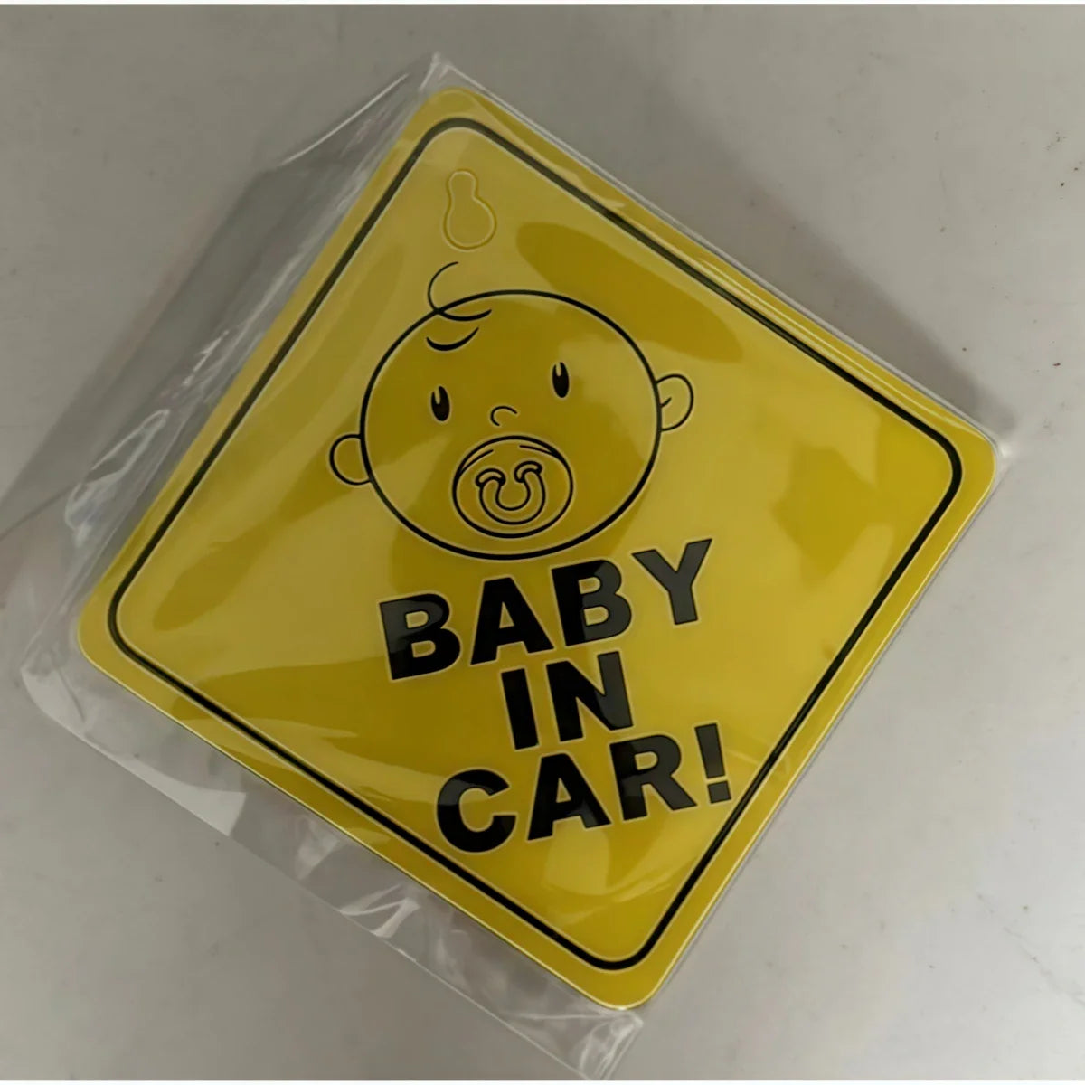 Autostickers - Grappige "Baby on Board" Sticker voor Veiligheid en Humor