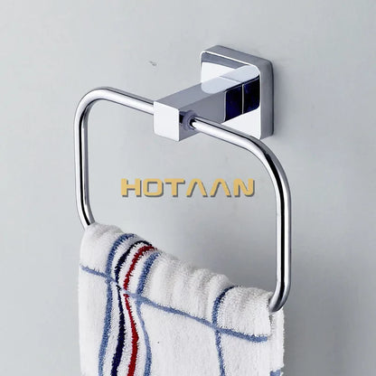 IKEA handdoekrek wit – Fris en neutraal