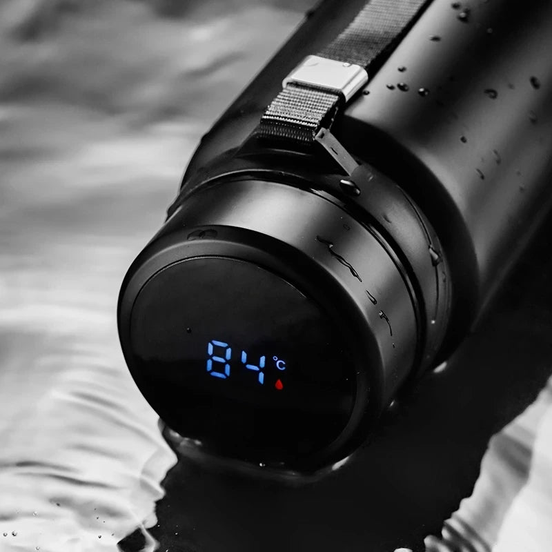 Thermosfles met stijlvolle vorm – Past in elke tas
