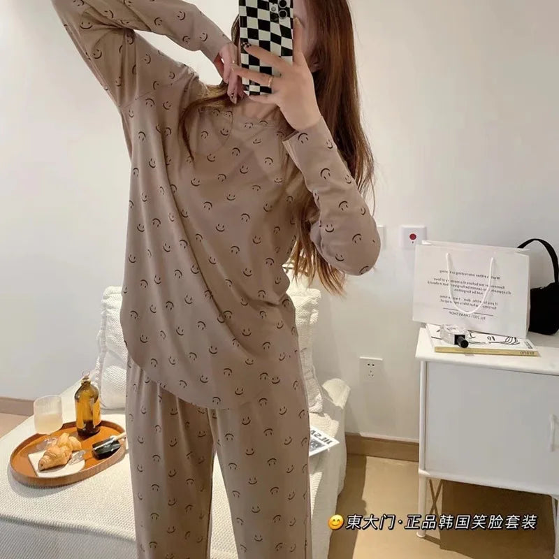 Dames pyjama Wibra met effen kleuren