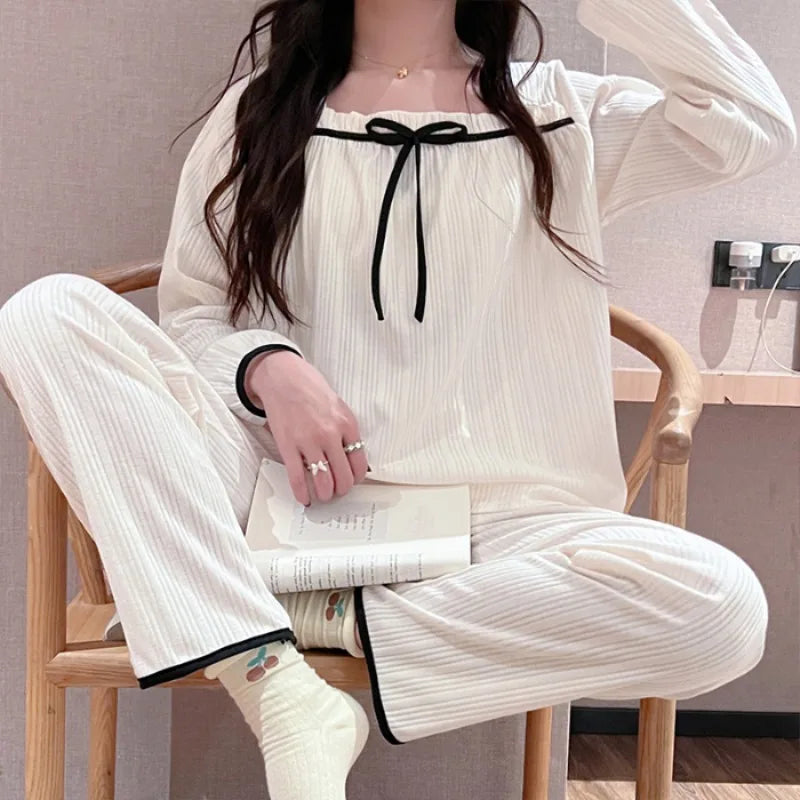 Dames pyjama Livera met trendy prints