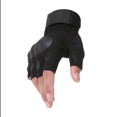 Modieus de winter in met leren herenhandschoenen