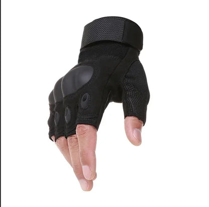 Modieus de winter in met leren herenhandschoenen