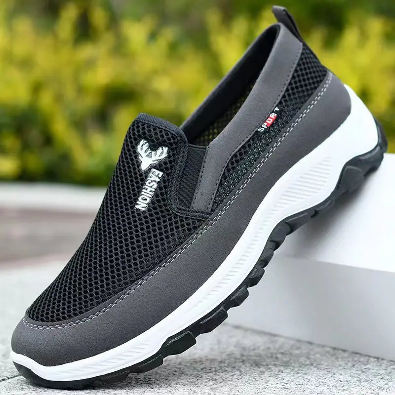 Zomerse slippers voor heren met grip