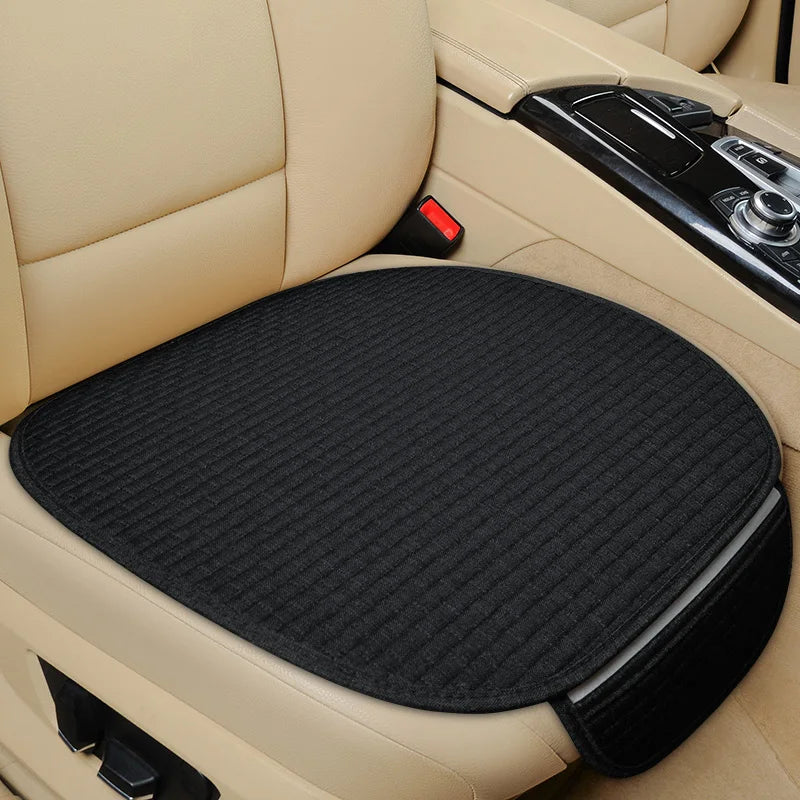 Autostoel hoezen met geborduurd motief – Luxe afwerking