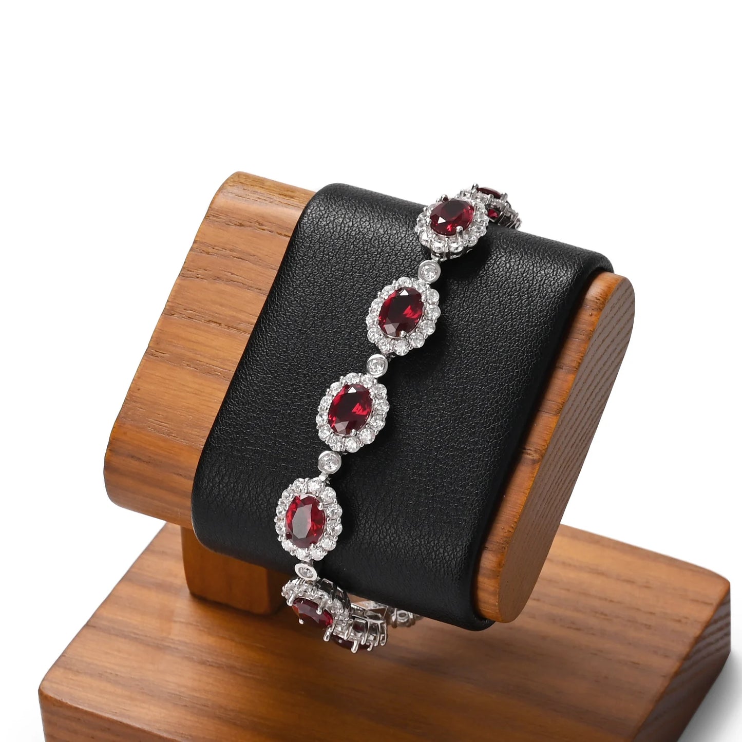 Sieradenhouder met houten accenten – Warm en stijlvol