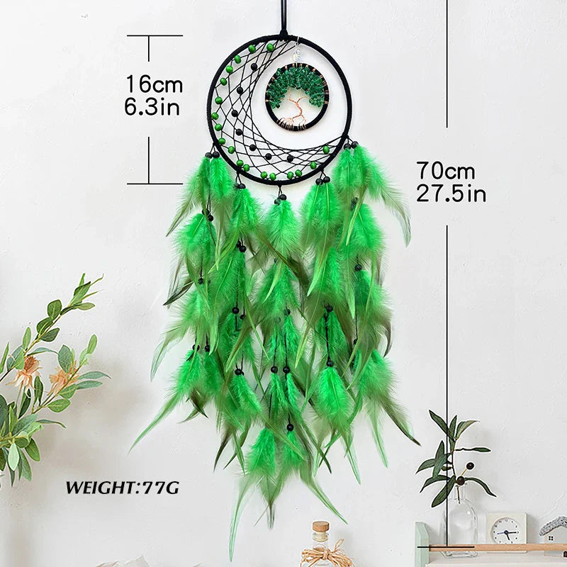 Kleurrijke bloempotten als tuindecoratie