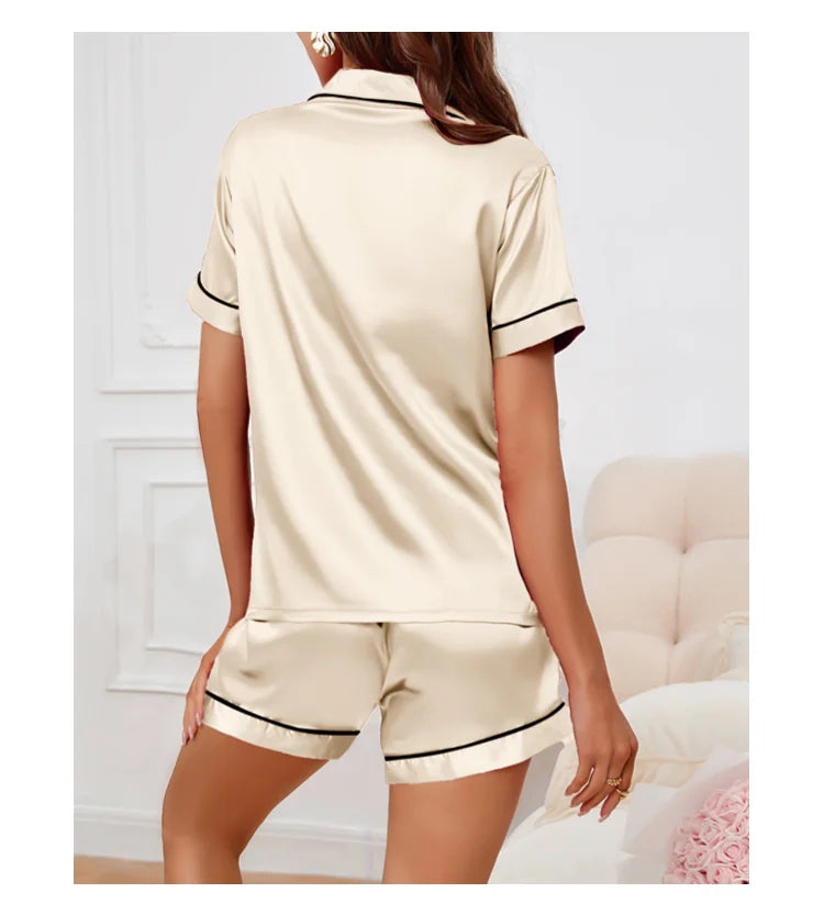 Dames pyjama Livera met comfortabele pasvorm