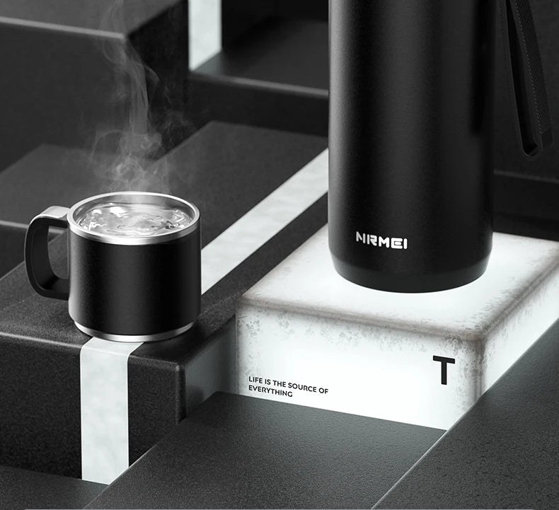 Thermosfles voor reizigers – Compact en stevig