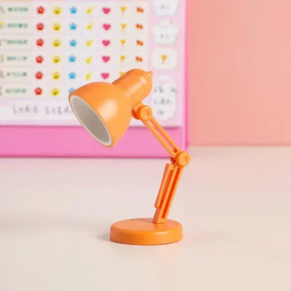 Lampje nachtkast met RGB kleuren – Kies je sfeer