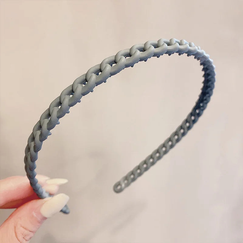 Minimalistische haar accessoires in goudkleur