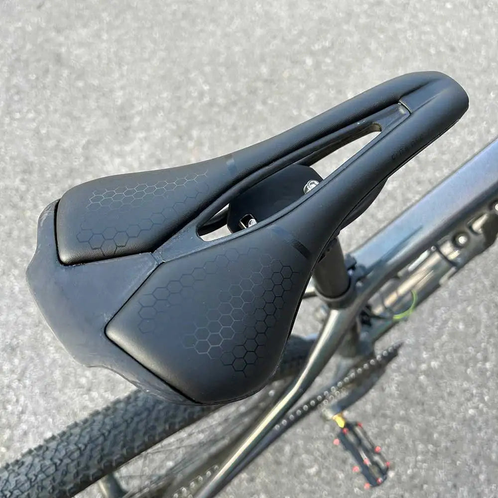 Fietszadel met ergonomische zadelvorm