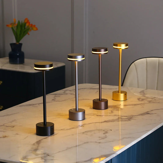 Lamp nachtkastje met eco lamp – Milieubewust verlichten