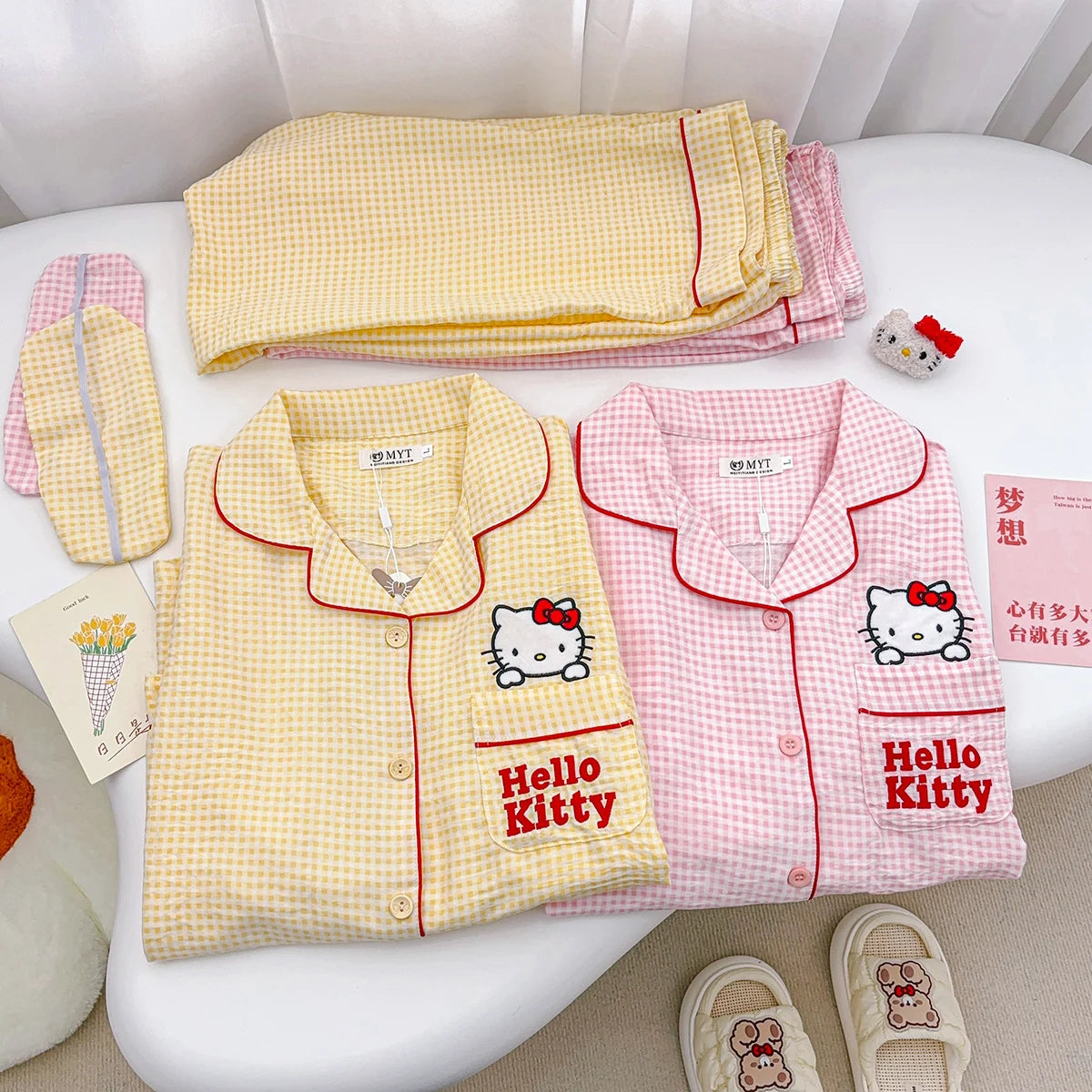Dames pyjama set in trendy kleuren