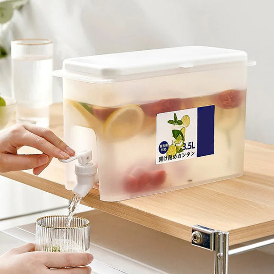 Xenos drankdispenser met kleurrijke details – Speels en chic