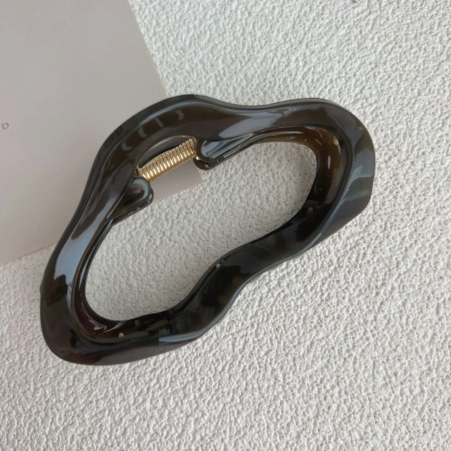 Gekleurde haarclips met retro uitstraling