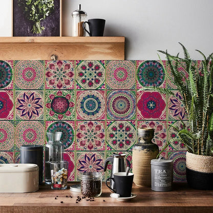 Gouden accenten in mozaiek tegels – Luxe afwerking