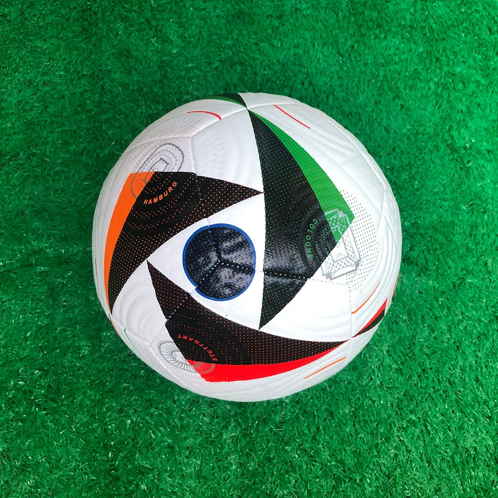 Voetbal met slijtvaste textuur