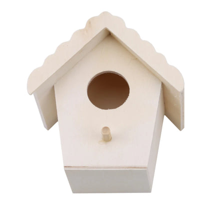 Vogelhuisje met natuurlijk mos – Camoufleert mooi