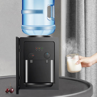 Drankdispenser met kleurrijke accenten – Vrolijke tafeldecoratie