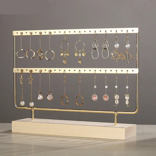 Sieraden standaard in industrieel design – Stoer en strak