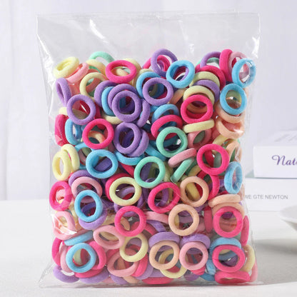 Minimalistische haar accessoires voor dagelijks gebruik